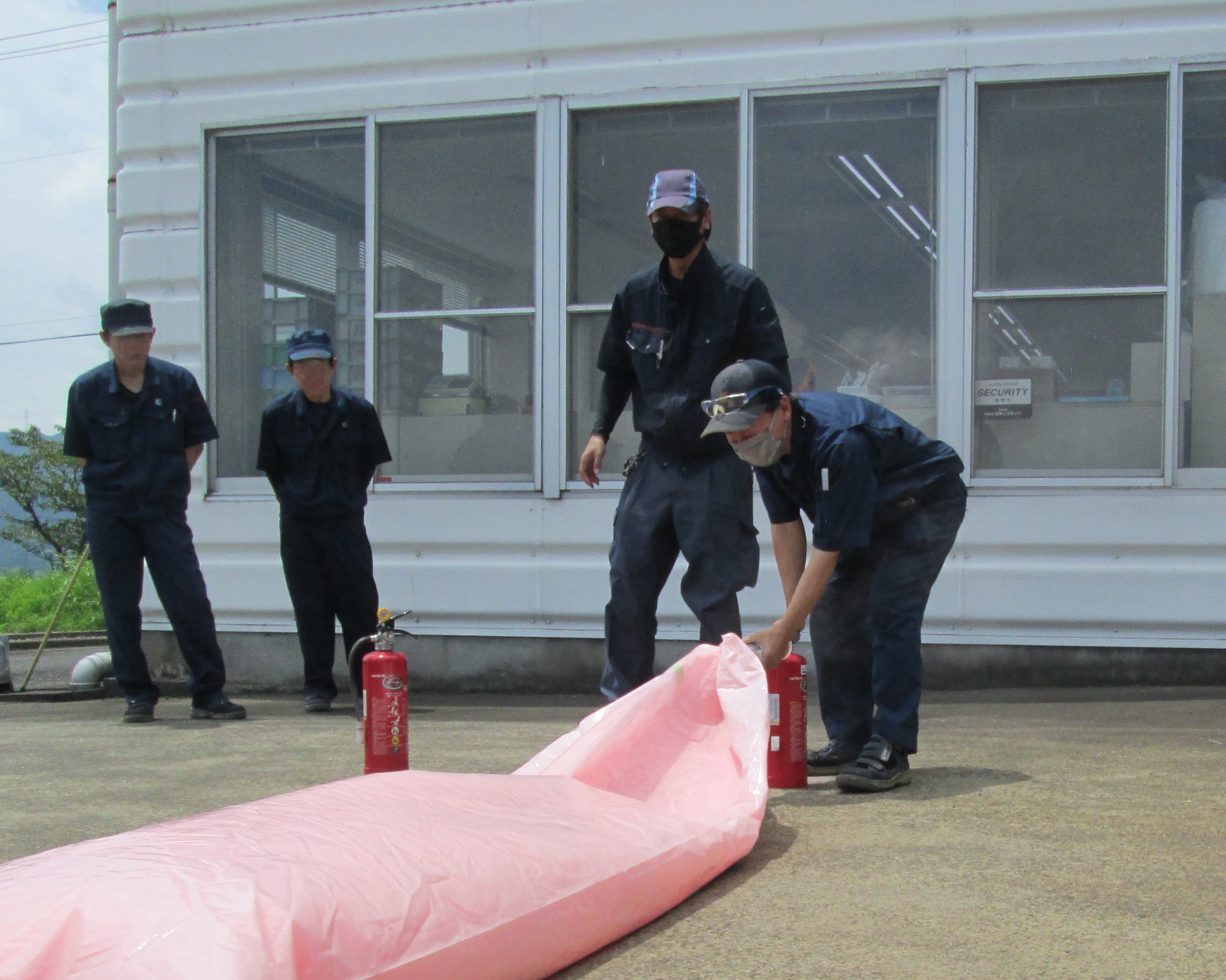 消防設備点検と防災訓練の様子